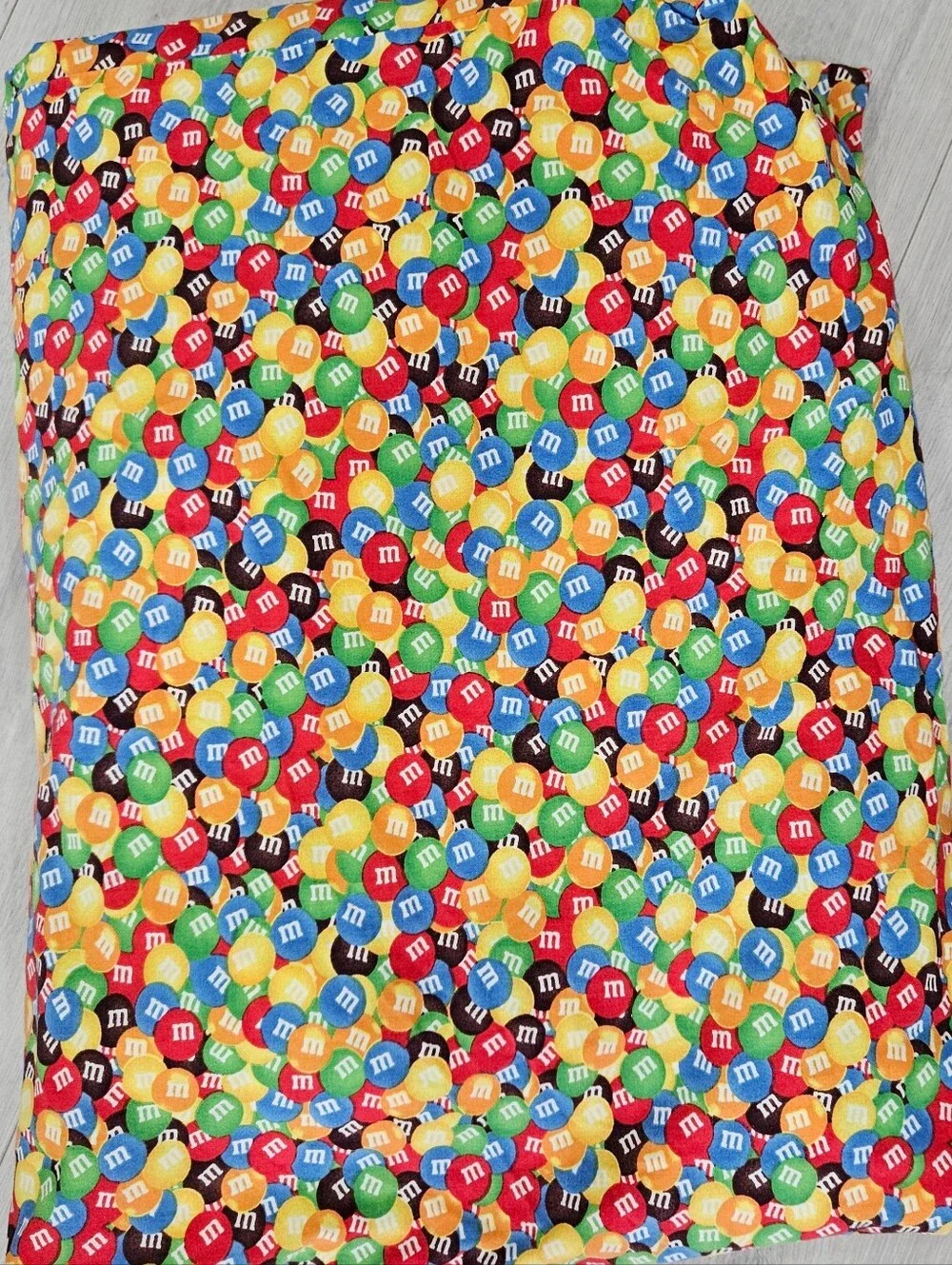 VTG m&m's Chocolate Candy Size Bright Colors FULL Fitted Sheet 100% Cotton 2007